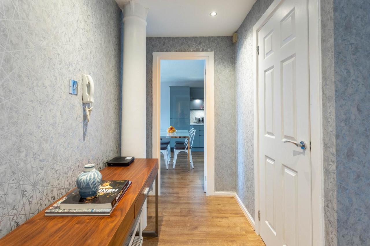 Stunning 2 Bed Merchant City Apartment With Residents Parking Glasgow Exteriér fotografie